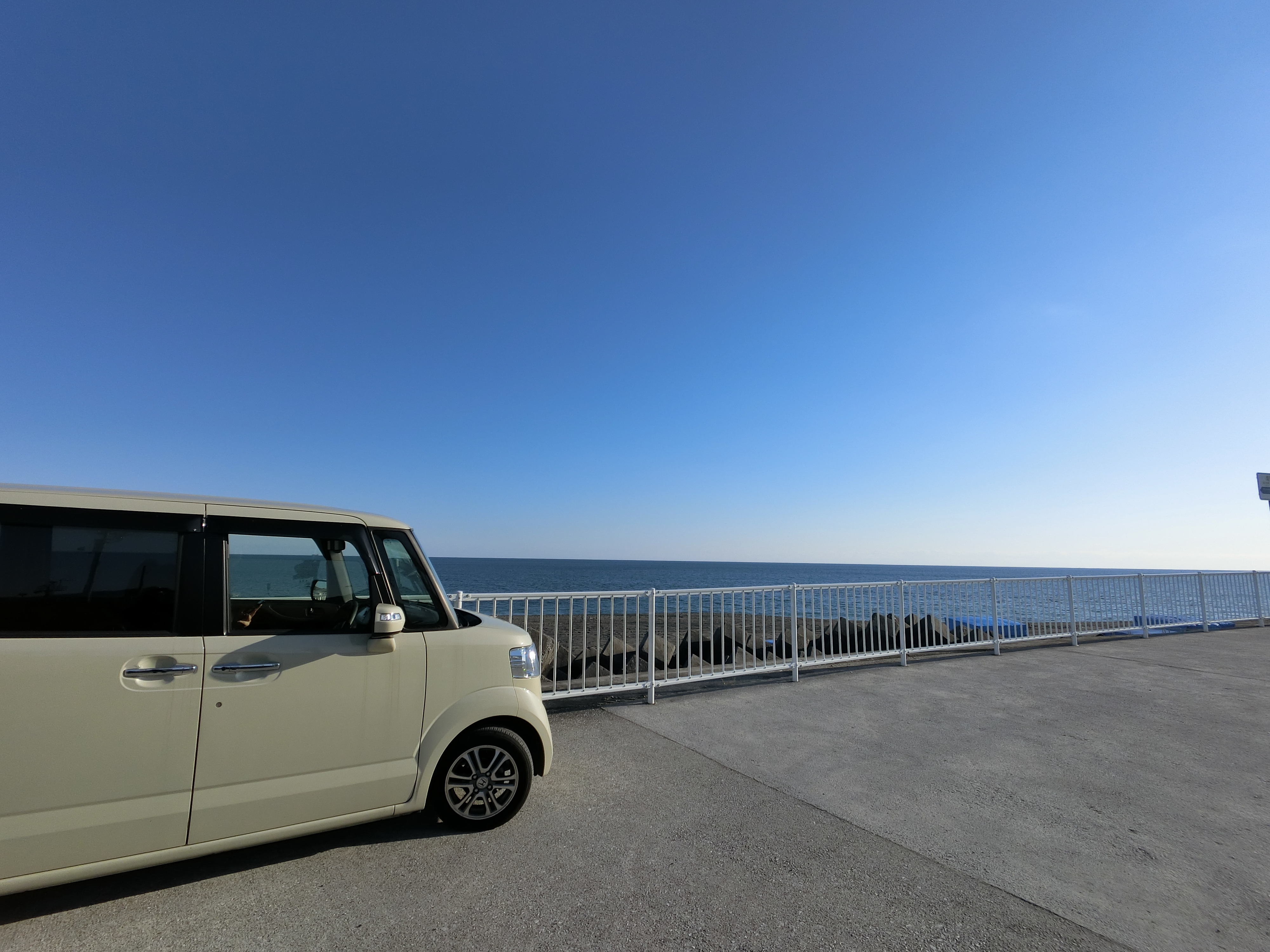 オーシャンビューで車中ピクニック！新居緑地公園とその周辺 | ガタリ夜話